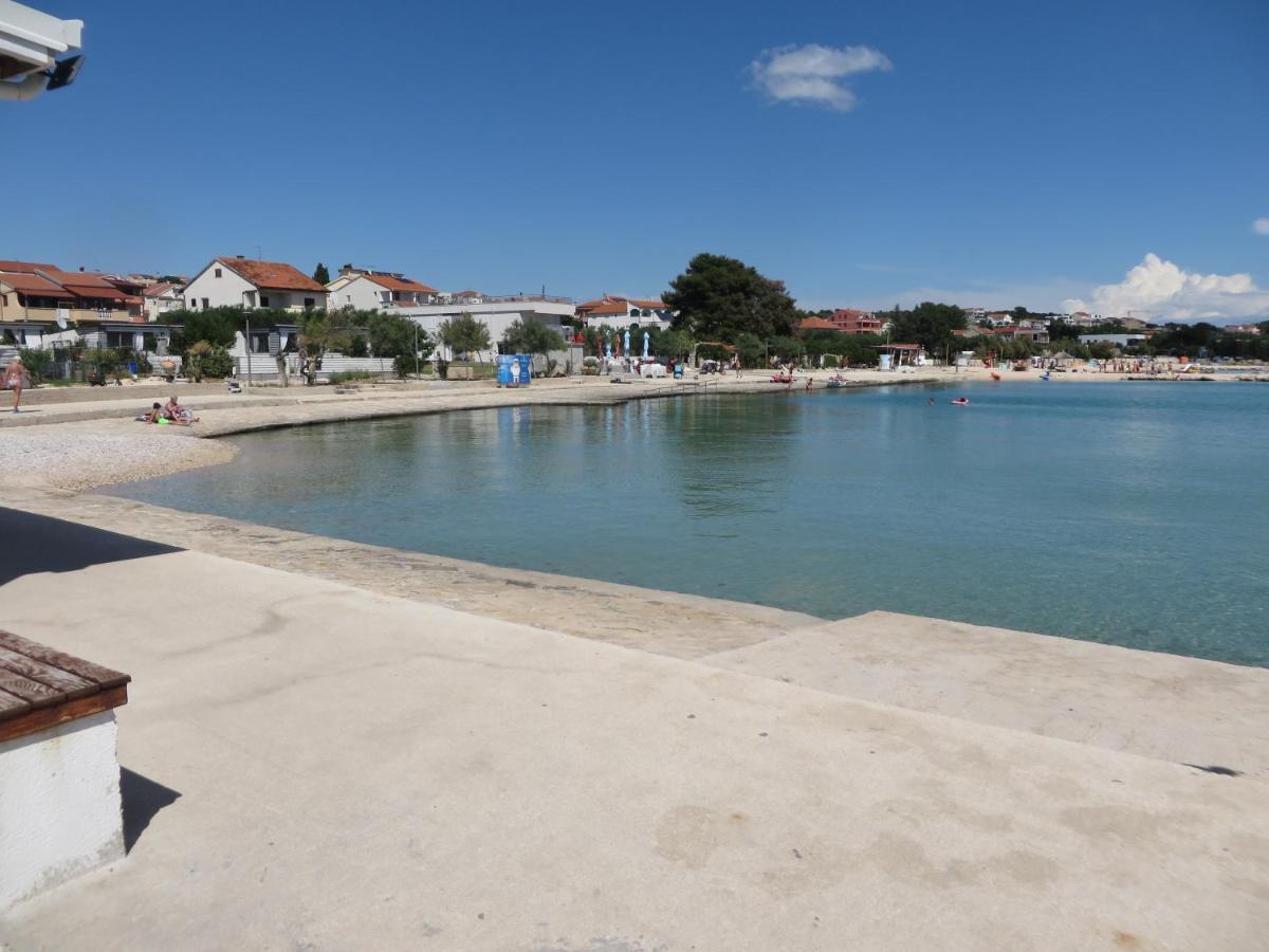 Sweet Sea Apartments Пакоштане Экстерьер фото